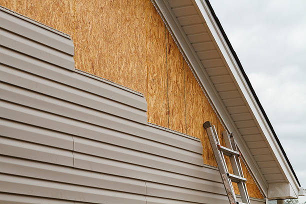 24/7 Emergency Siding Repair experts in Kingston, OH